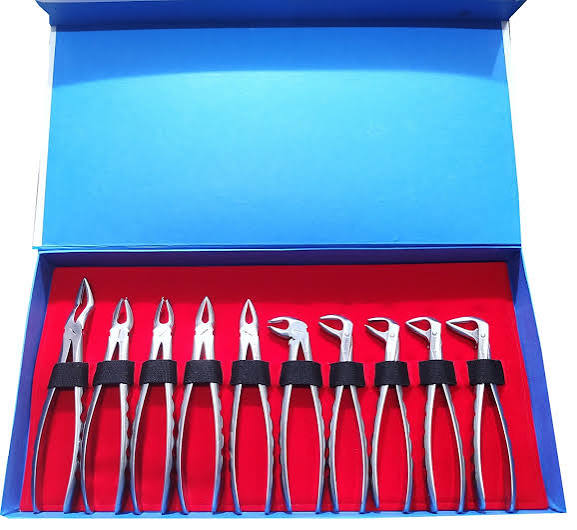 Extraction Forceps Set