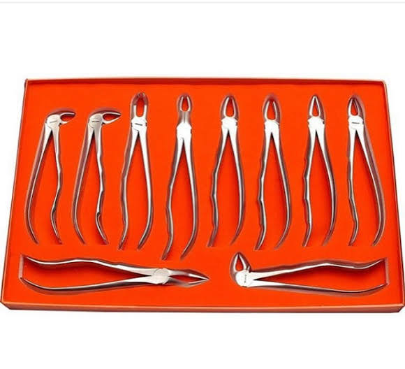 Extraction Forceps Set